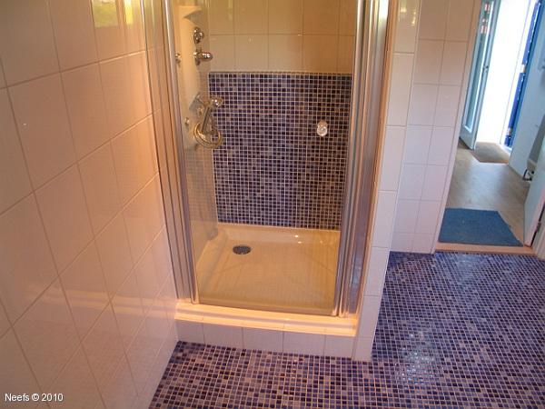 Badkamer of toilet in Breda, gerenoveerd door Neefs Badkamerrenovatie