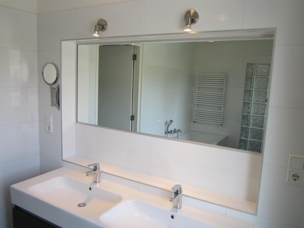 Badkamer of toilet in Breda, gerenoveerd door Neefs Badkamerrenovatie