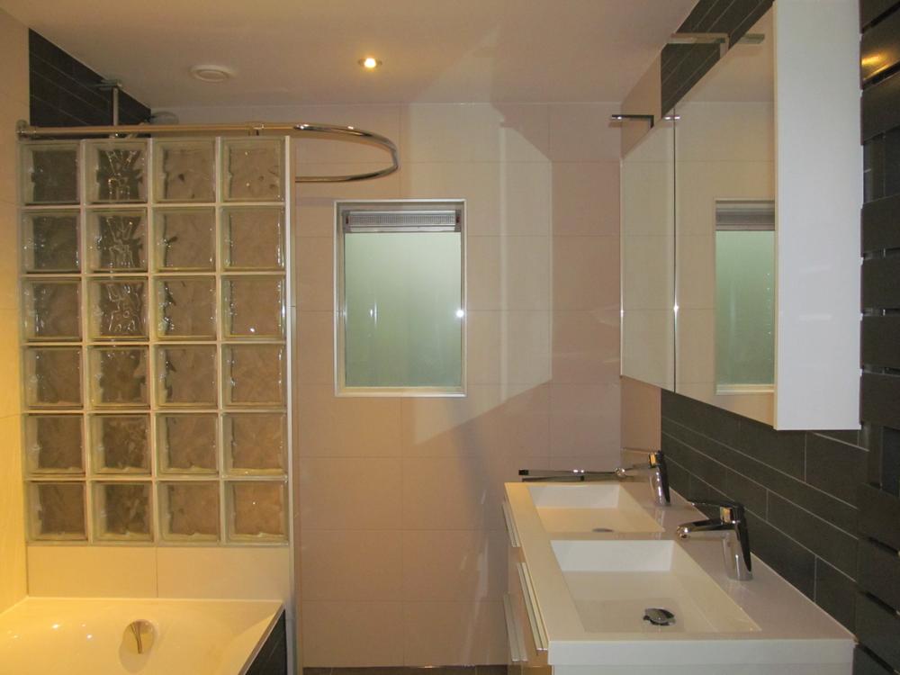 Badkamer of toilet in Breda, gerenoveerd door Neefs Badkamerrenovatie